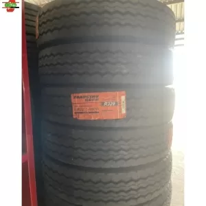 Lốp Xe  ROADSTAR 12R22.5 18PR