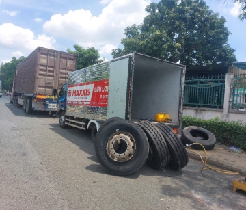 Cứu Hộ Lốp Xe Nhanh Nhất / Bình Dương, Hồ Chí Minh, Đồng Nai
