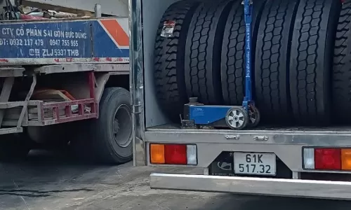 NHU CẦU THAY LỐP XE LƯU ĐỘNG NHANH TẠI NHÀ / DỊCH VỤ VÁ LỐP THAY LỐP XE Ô TÔ