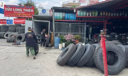 CÓ NÊN SỬ DỤNG LỐP XE TẢI BỐ KẼM KHÔNG? PHÂN TÍCH CHI TIẾT & NHỮNG ƯU ĐIỂM NỔI BẬT NHẤT HIỆN NAY