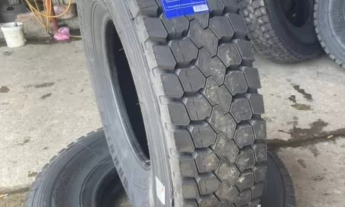 DỊCH VỤ VÁ VỎ XE Ô TÔ LƯU ĐỘNG NHANH NHẤT BÌNH DƯƠNG – CÓ MẶT CHỈ 20–30 PHÚT | UY TÍN – GIÁ TỐT