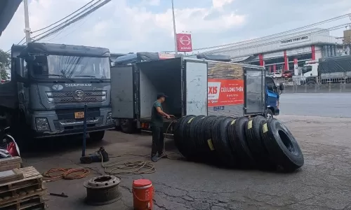 VÁ VỎ LƯU ĐỘNG BÌNH DƯƠNG / CỬU LONG THIÊN UY TÍN