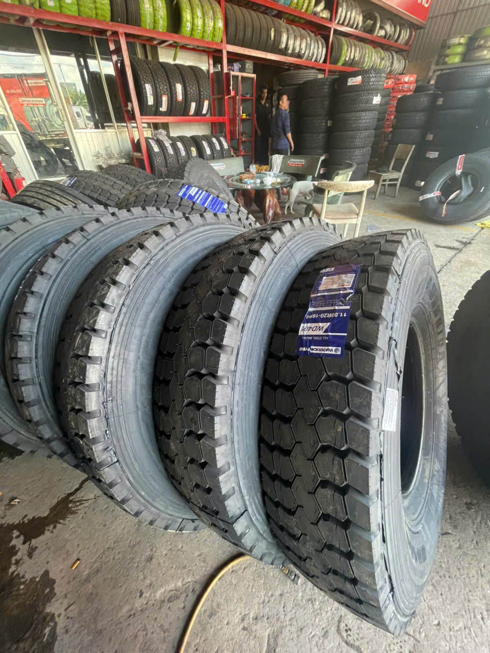 THAY LỐP XE LƯU ĐỘNG – THỢ VÁ LỐP XE CHUYÊN NGHIỆP NHẤT 2026 