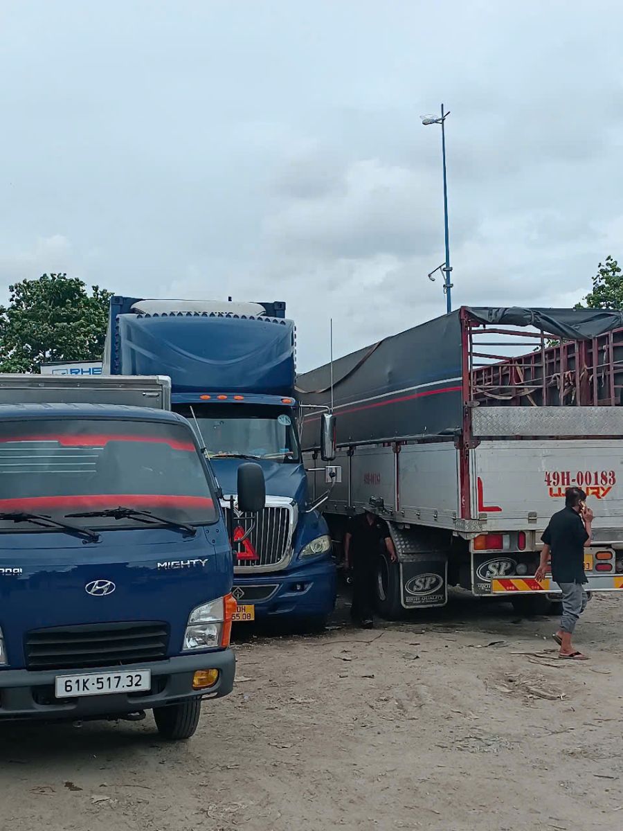 CỬU LONG THIÊN - VÁ VỎ LƯU ĐỘNG NHANH NHẤT TẠI BÌNH DƯƠNG