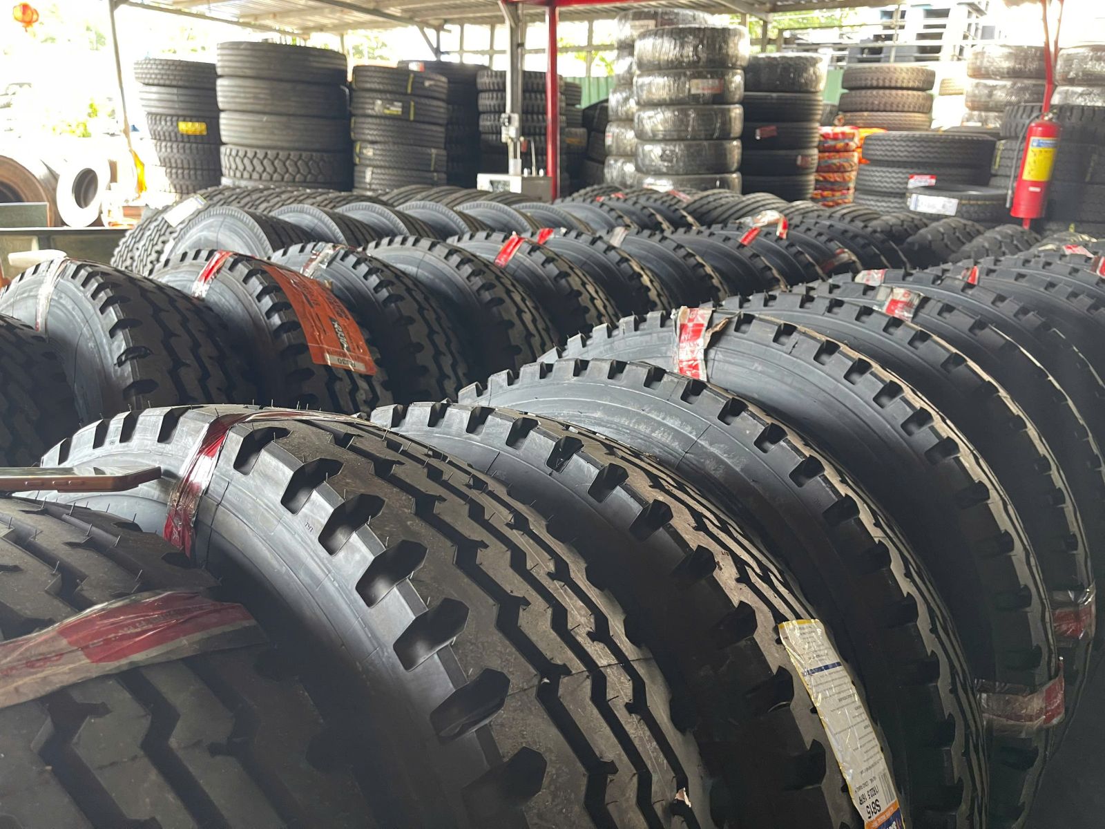 Top 5 Dịch Vụ Thay Lốp Xe Ô Tô Uy Tín Tại Dĩ An Bình Dương / TP. Hồ Chí Minh – 2026 