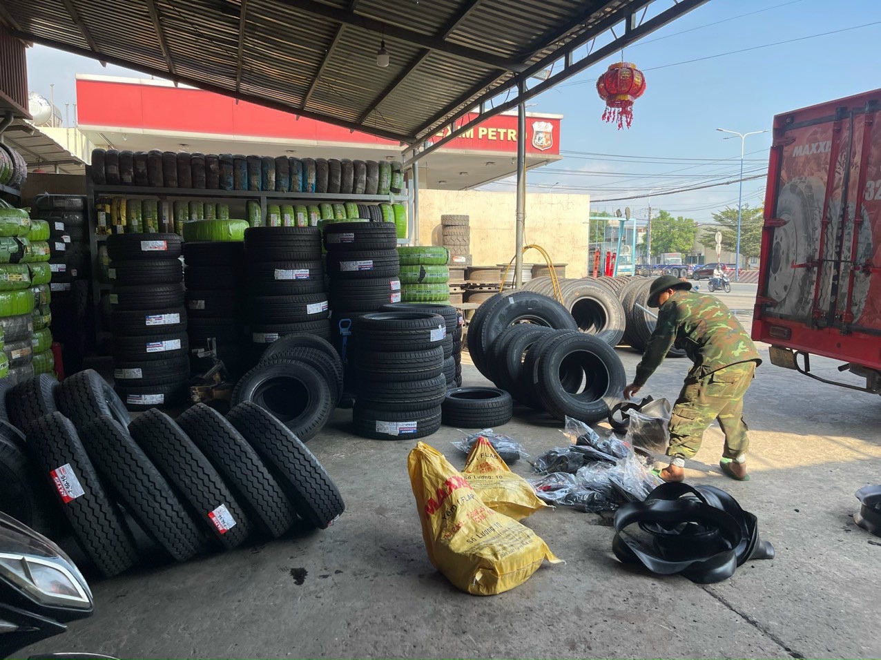 Địa chỉ thay lốp xe Cửu Long Thiên Dĩ An Bình Dương / Dịch vụ nhanh nhất và uy tín cao