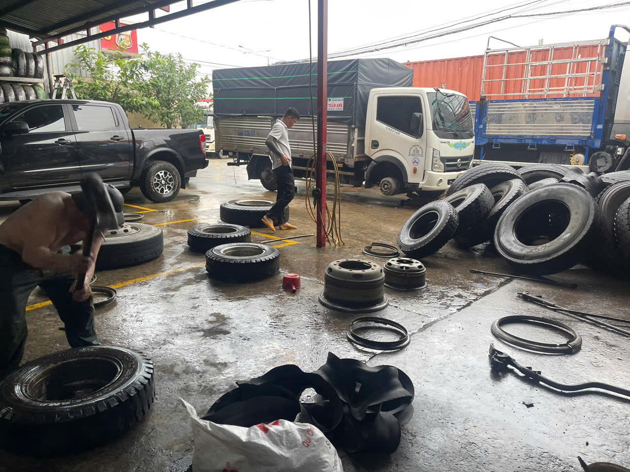 VÁ VỎ XE LƯU ĐỘNG - DỊCH VỤ NHANH CHÓNG TỐI ƯU AI BÌNH DƯƠNG NĂM 2026