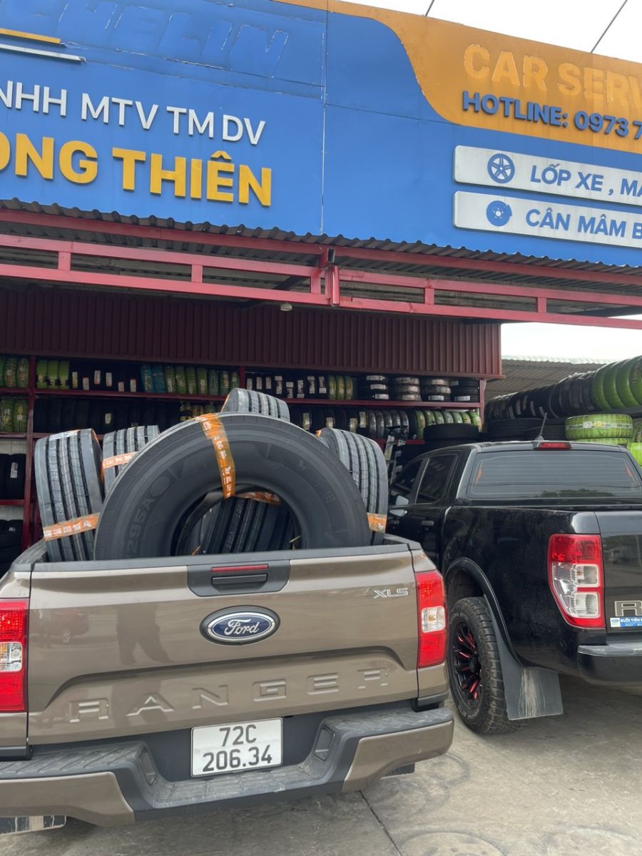 Thay Lốp Xe Ô Tô  Ở Bình Dương – Hỗ Trợ Mọi Dòng Xe, Xe Du Lịch, Xe Tải, Xe Ben, Xe Nâng, Xe Container