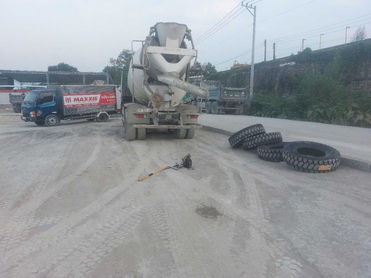 VÁ LỐP XE LƯU ĐỘNG THÀNH PHỐ THỦ DẦU MỘT 