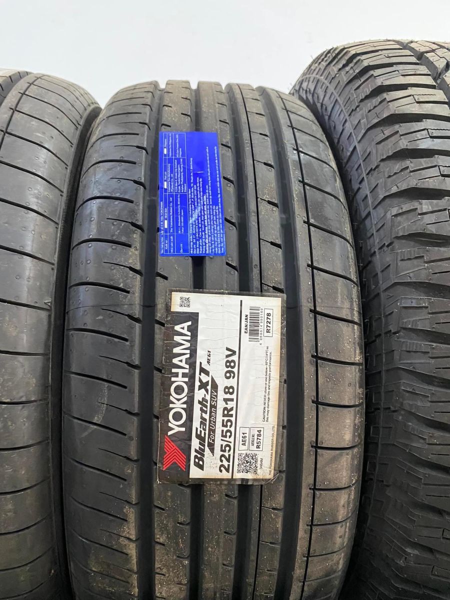 Lốp Xe YOKOHAMA 225/70R15C