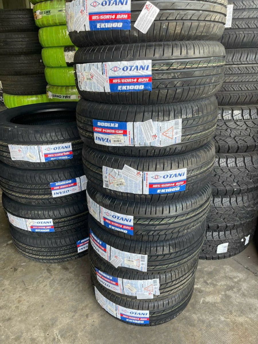 Lốp xe OTANI 275/40 ZR20