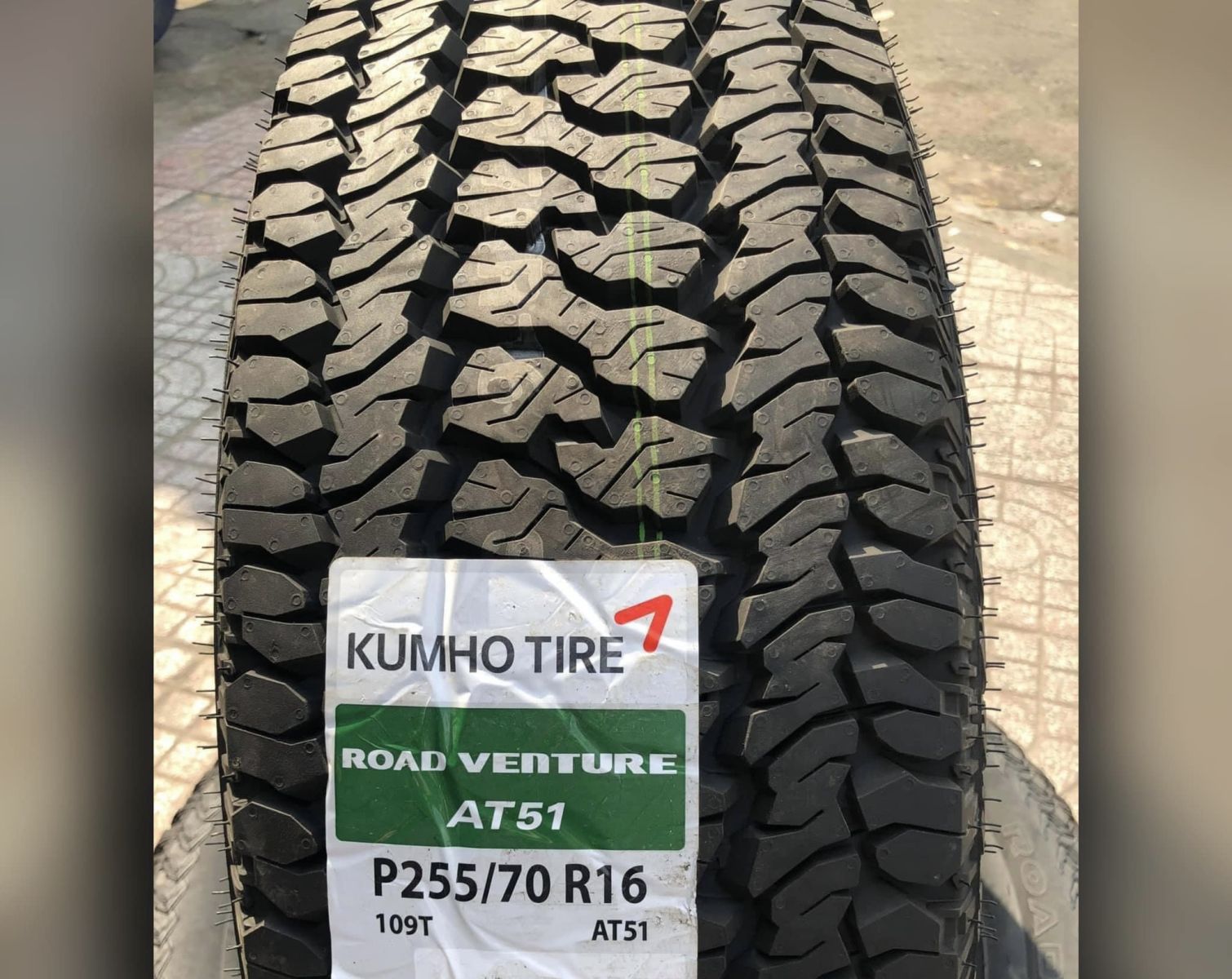 Lốp Xe Du Lịch KUMHO 175/70R14