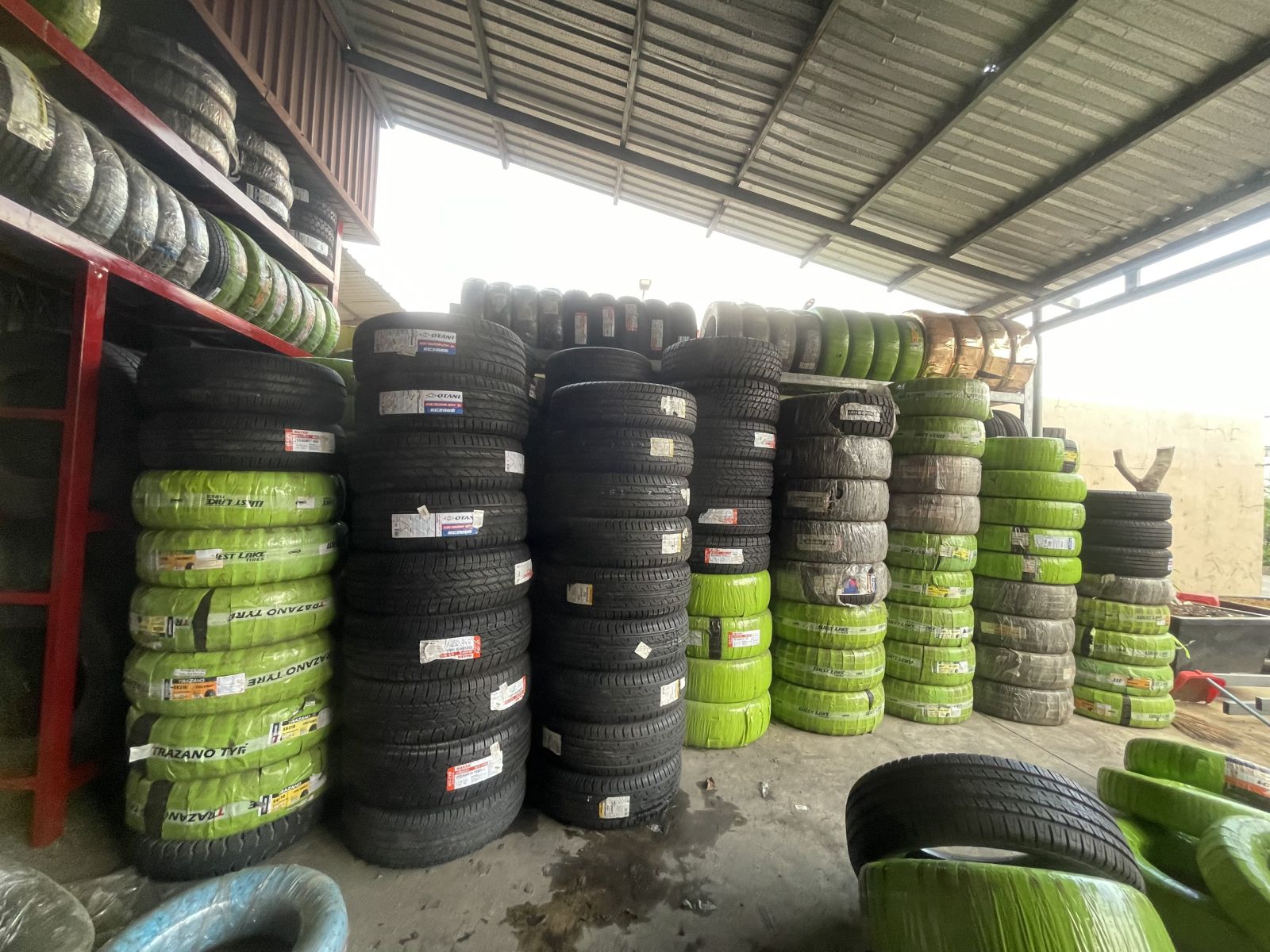 Lốp xe MAXXIS 245/70R16