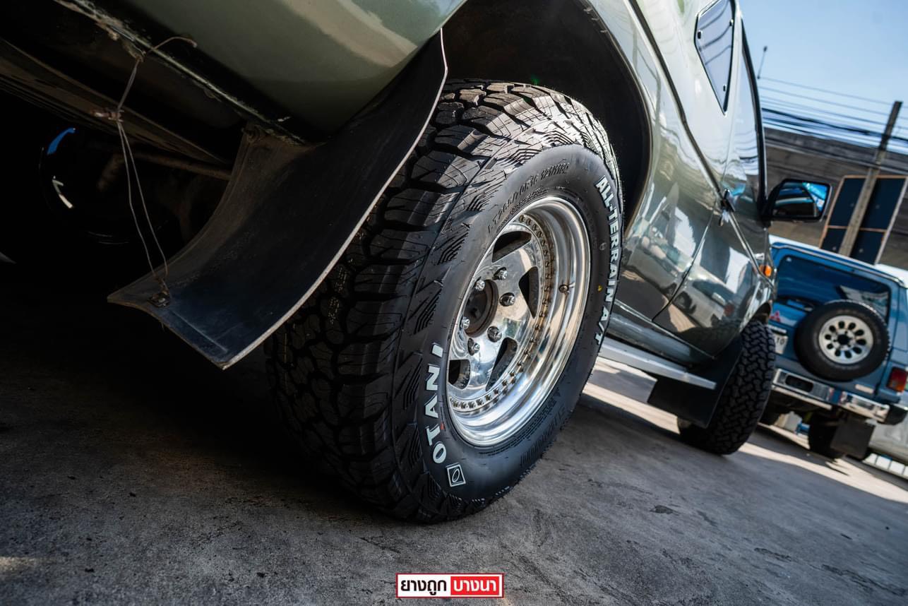 Lốp xe WESLAKE 235/75R15( SL369)