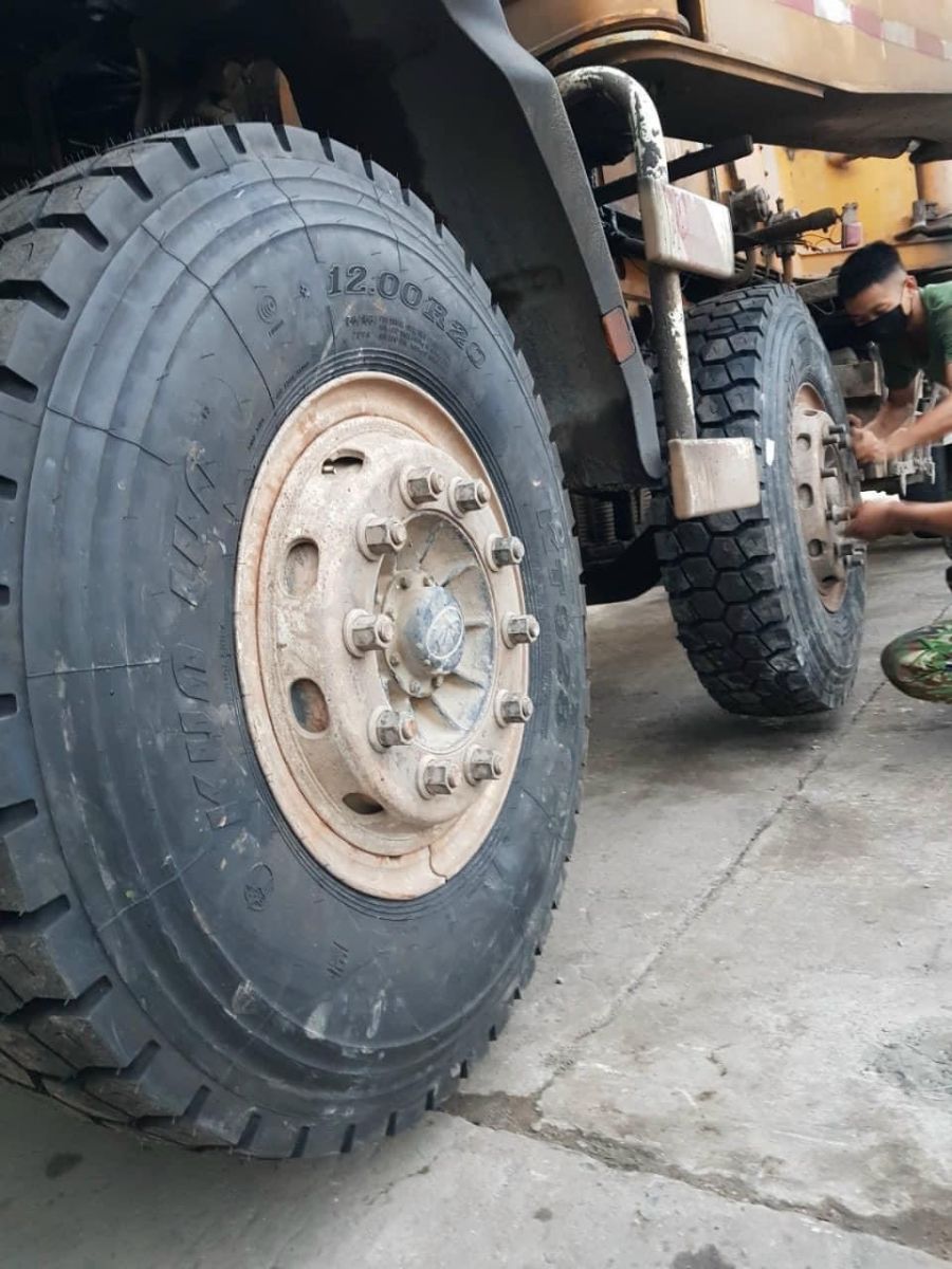 Lốp  TRAZANO 11R22.5 CM335