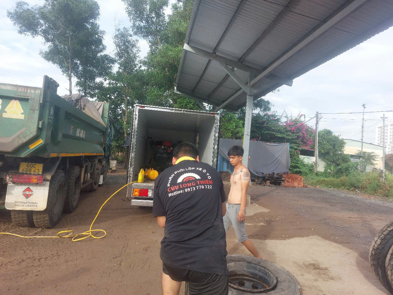 Vá Vỏ Lưu Động Phường Tân Đông Hiệp – TP.HCM