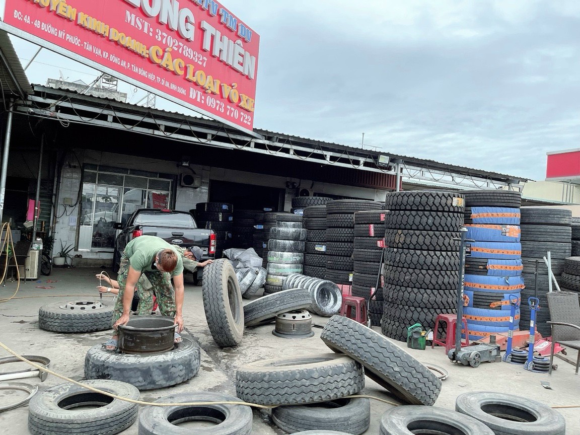 Lốp Xe  MATIAN 11R22.5 MT359