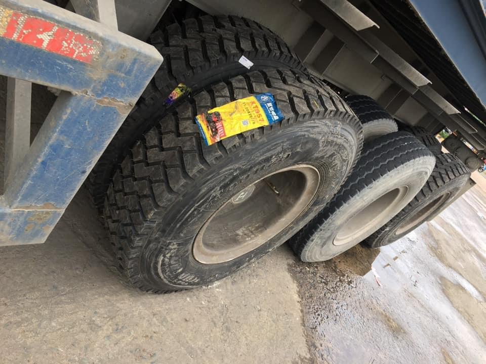 Lốp xe : West Lake 10.00-20 CL956