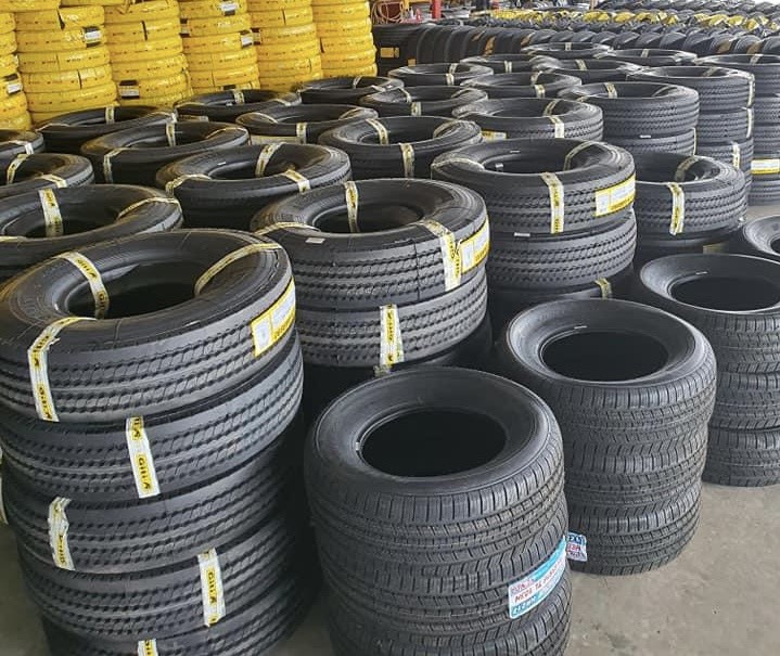 Lốp xe TRAZANO 10.00R20 CR926