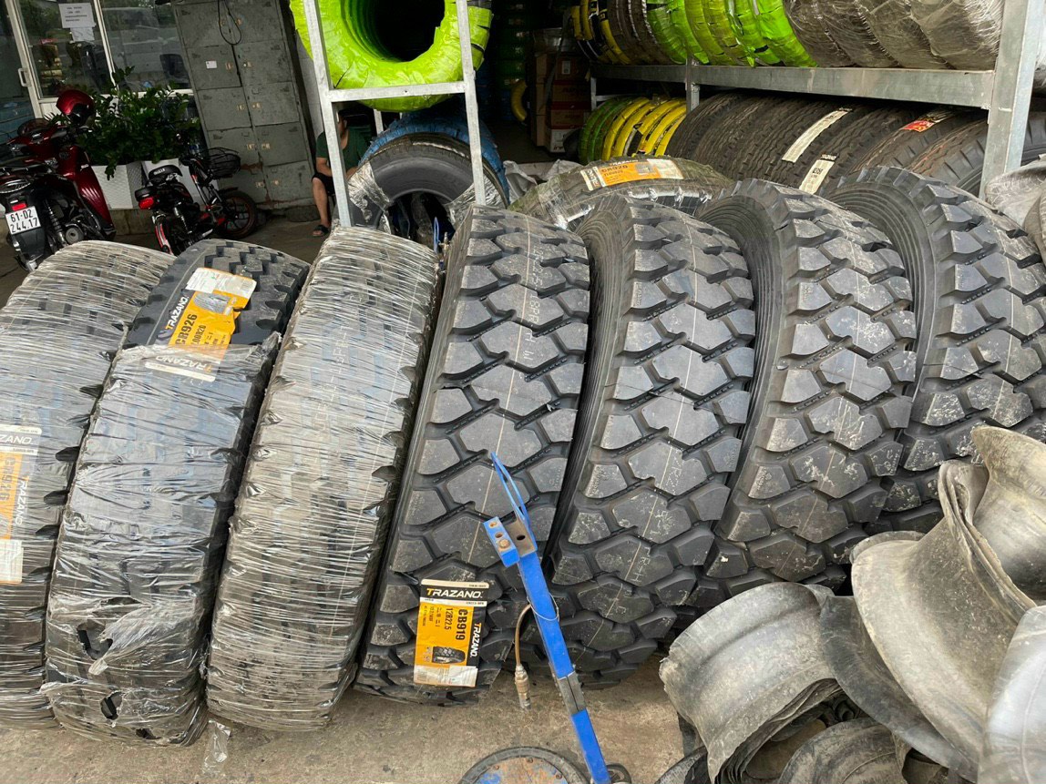 Lốp Xe TRAZANO 11.00R20 CR976A