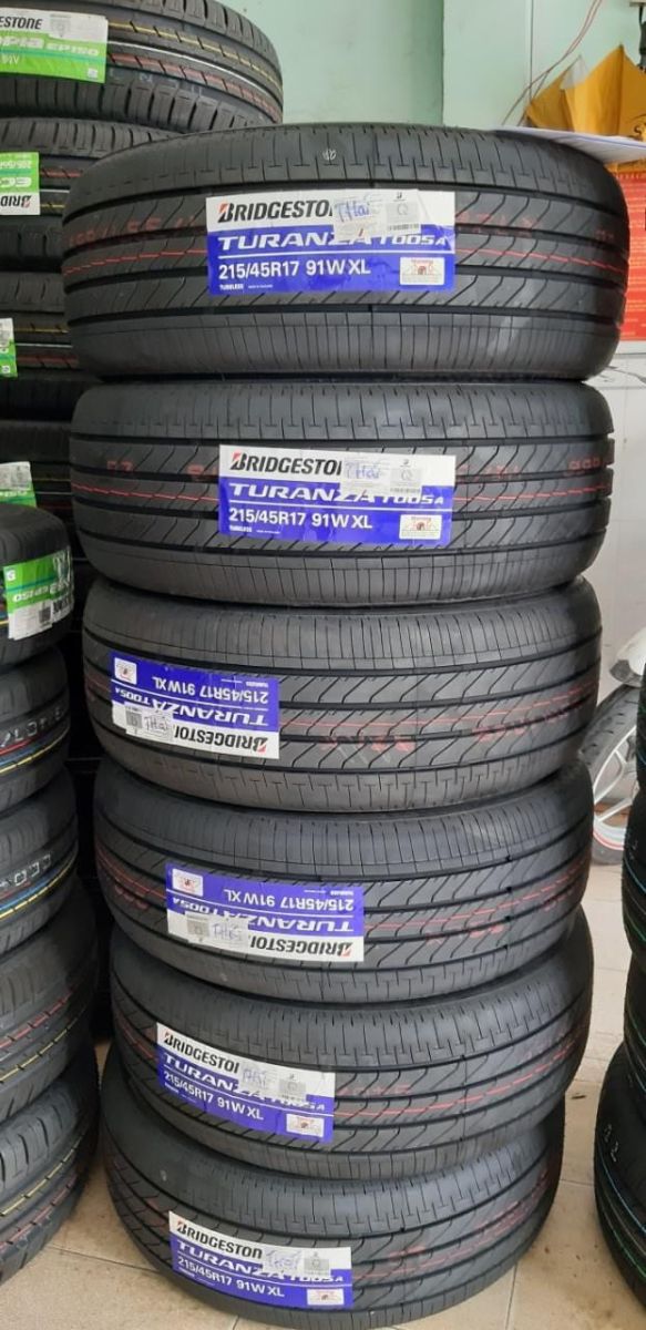 Lốp Xe MICHELIN 235/45R18
