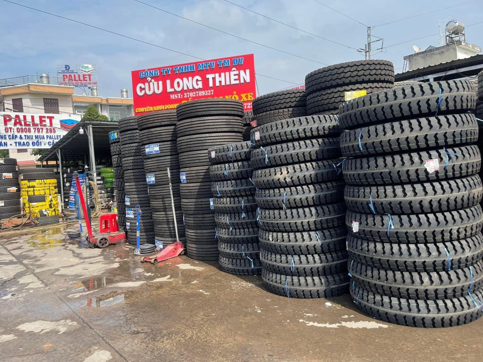 Lốp Xe CASUMINA 9.00-20 18PR