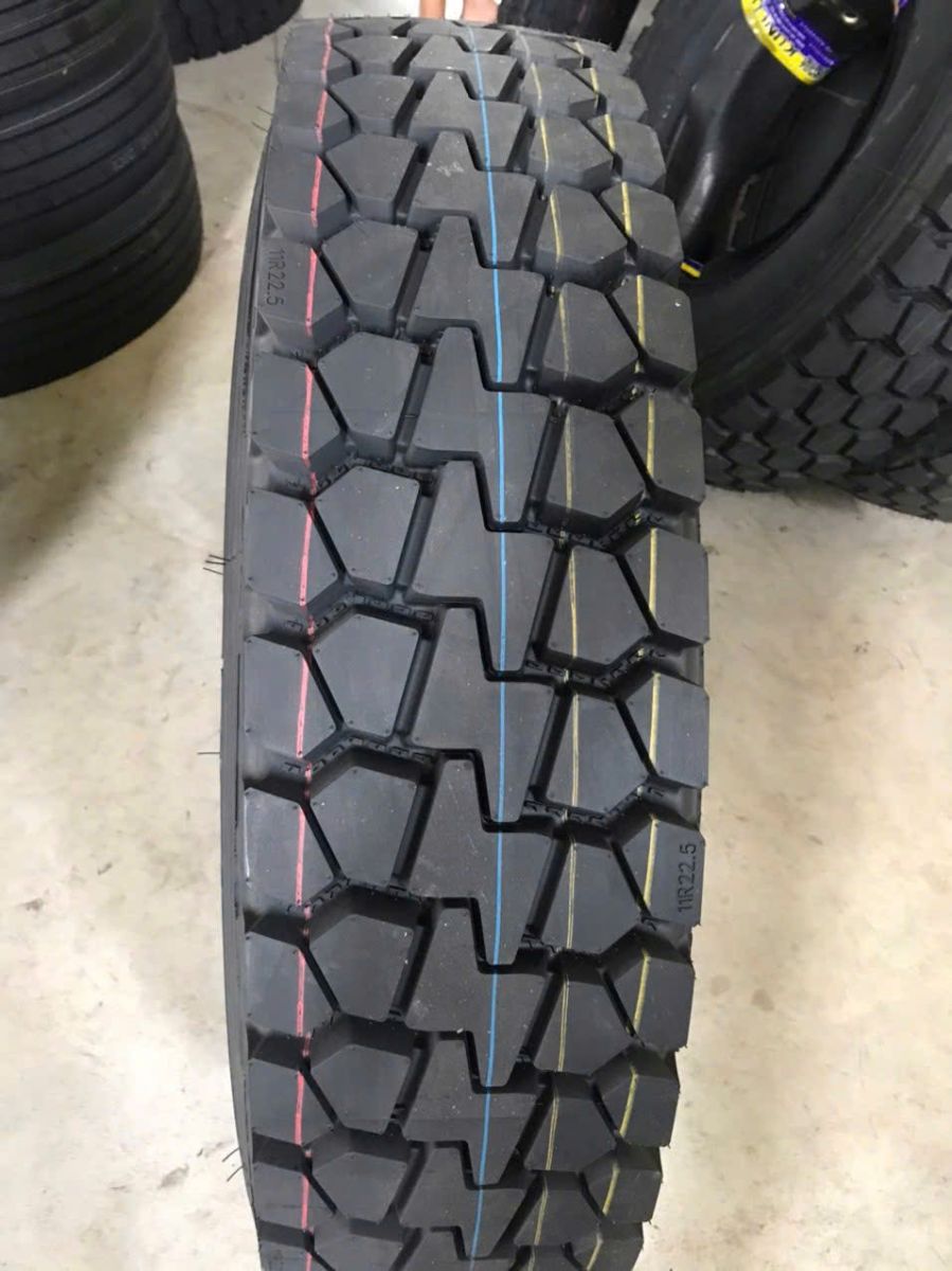 Lốp Xe Tải KUNLUN 11R22.5 18PR KT 818