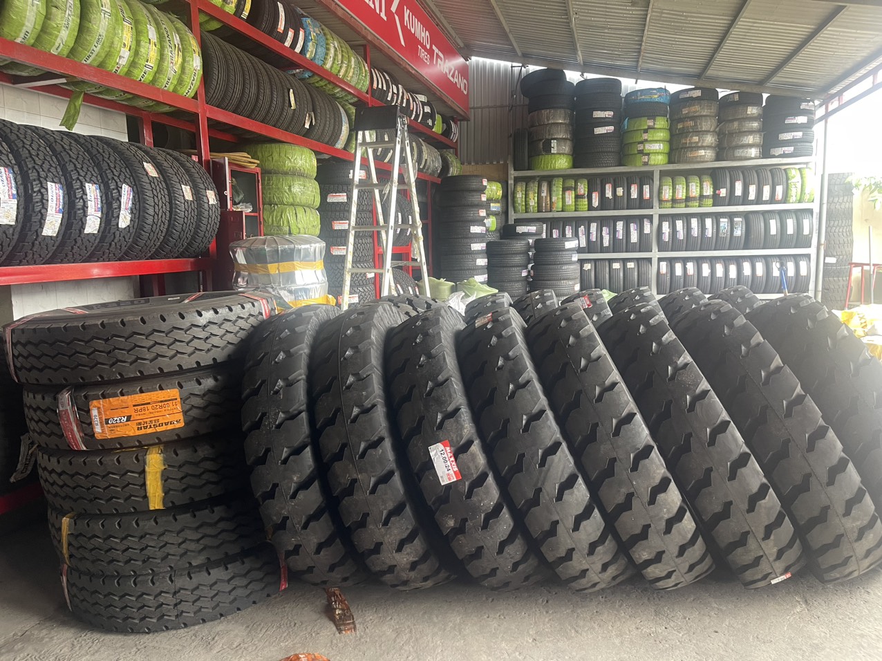Lốp Xe MAXXIS  12.00-24  24PR