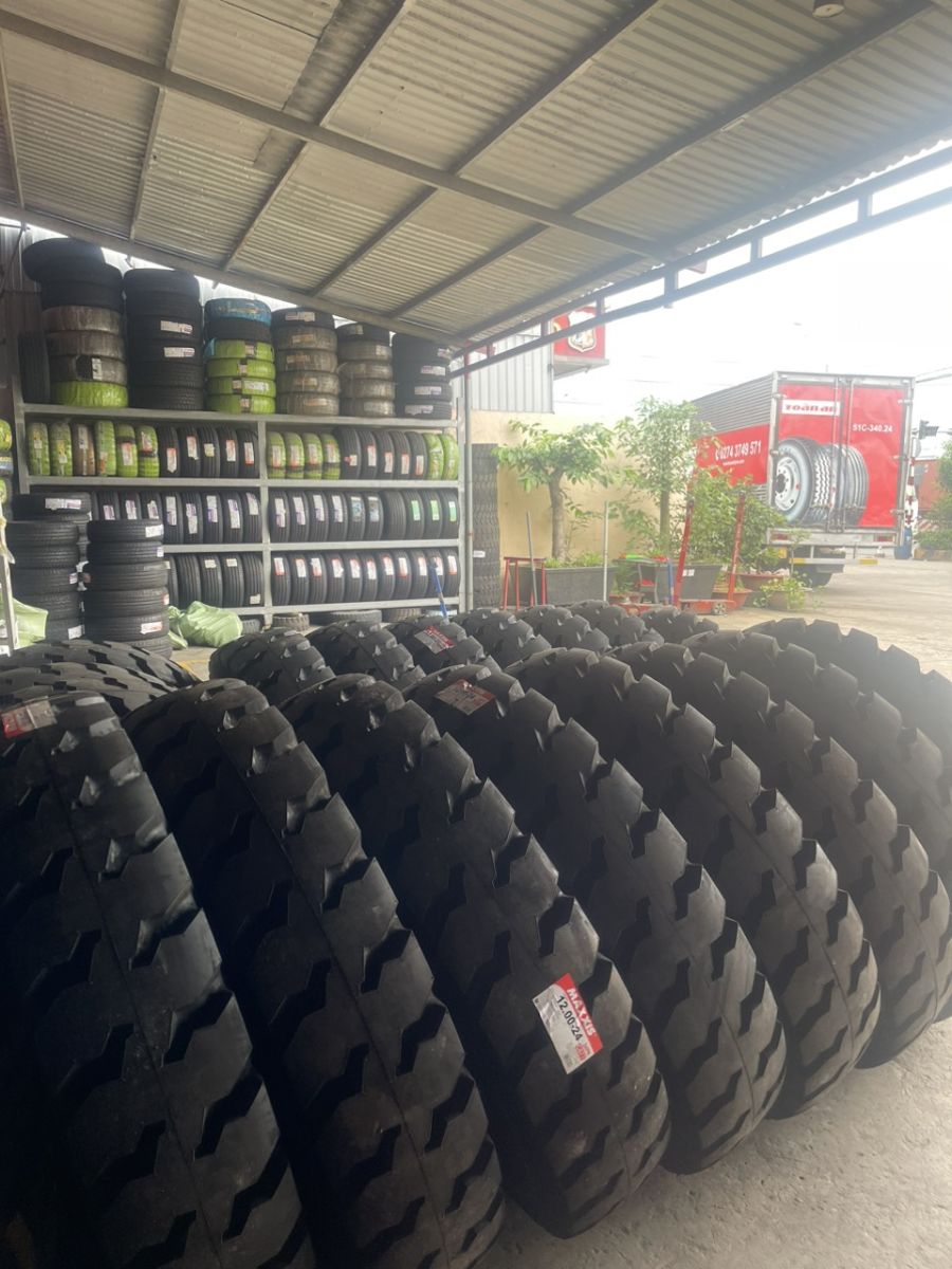 Lốp Xe MAXXIS  12.00-24  24PR