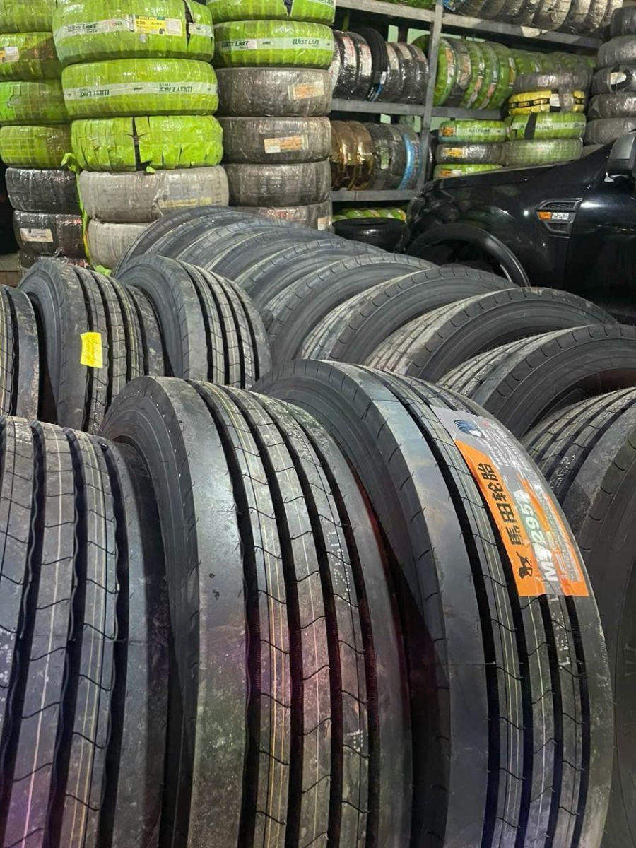 Lốp xe WESTLAKE 235/60R17