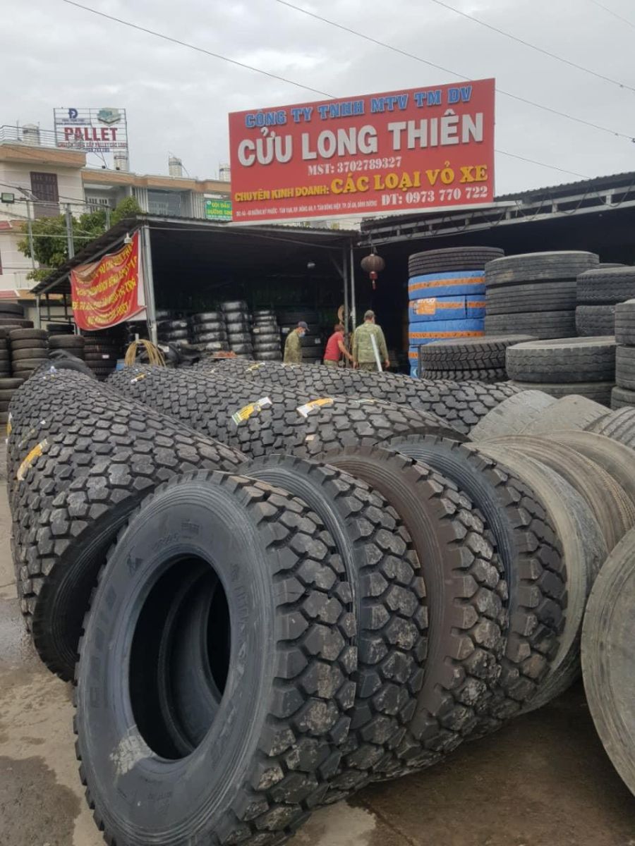 Lốp Xe TRAZANO 1100R20 CM958