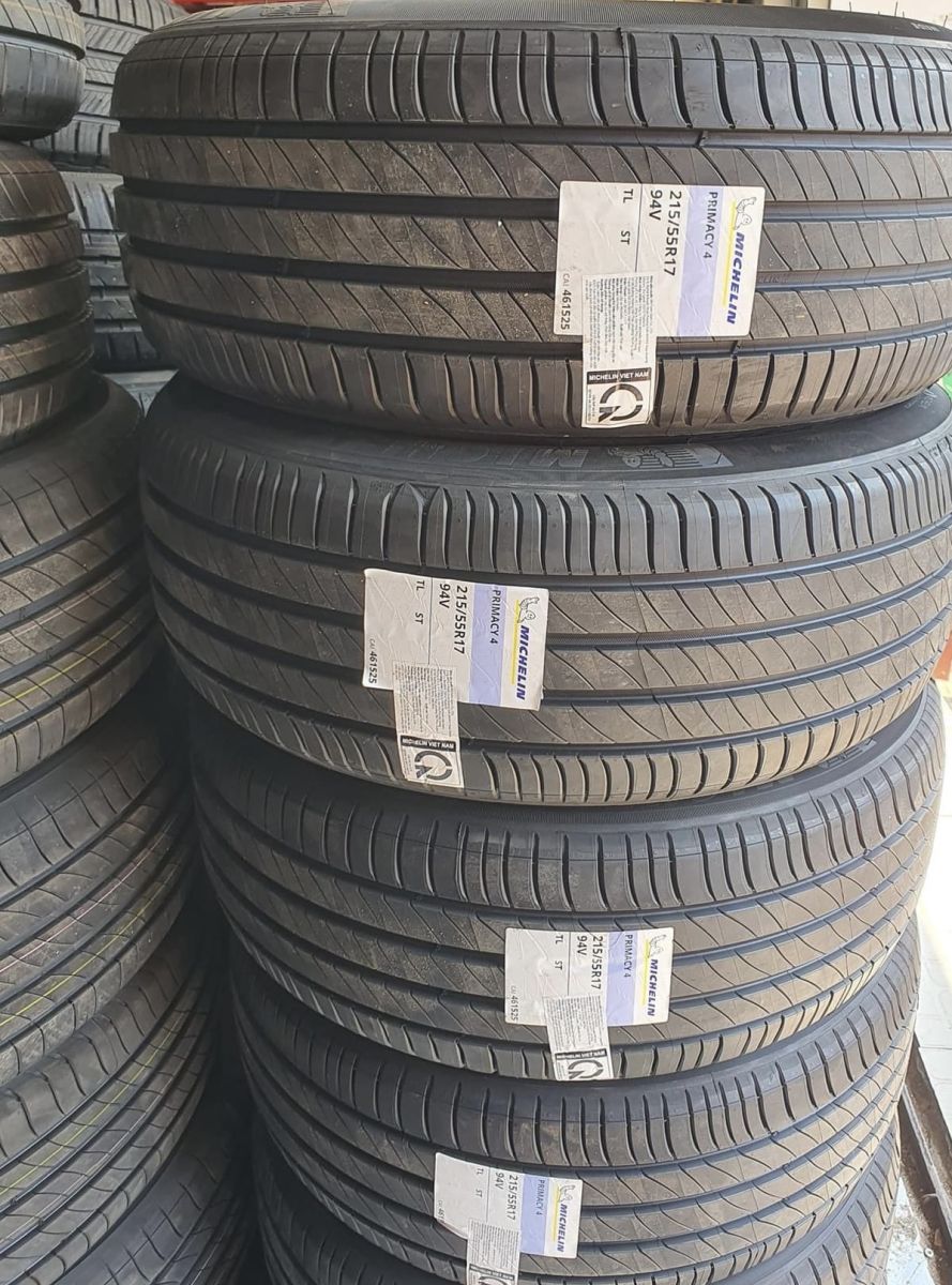 Lốp xe du lịch Michelin 215/55R17