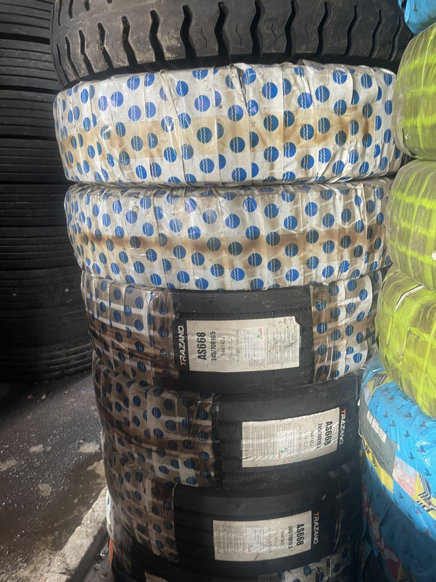 Lốp Xe TRAZANO 11.00R20 976A